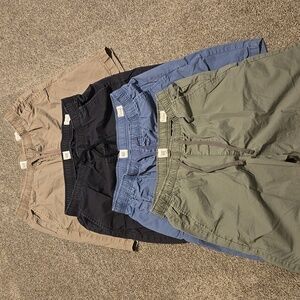 Gap shorts size medium 8" in seam